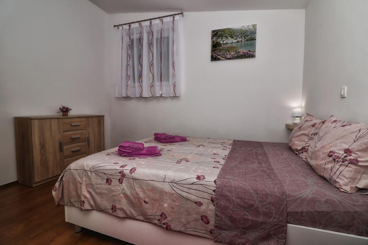 Apartments Amalia Rovinj Exterior photo